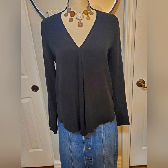 100% black Silk blouse size small by Theory - Picture 1 of 6